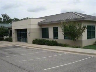 980 Parkside Village Ln, Osage Beach, MO for sale Primary Photo- Image 1 of 15