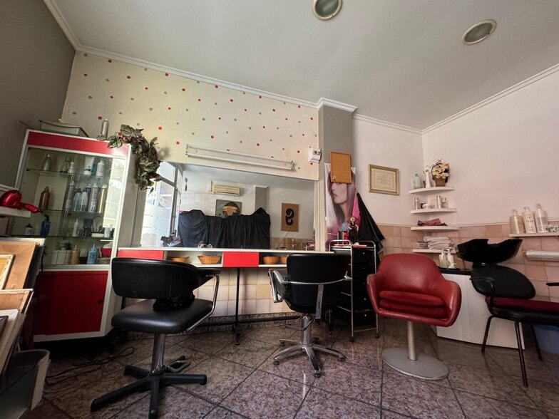 Carrer María Auxiliadora, 13, Algemesí, Valencia for lease - Building Photo - Image 1 of 7