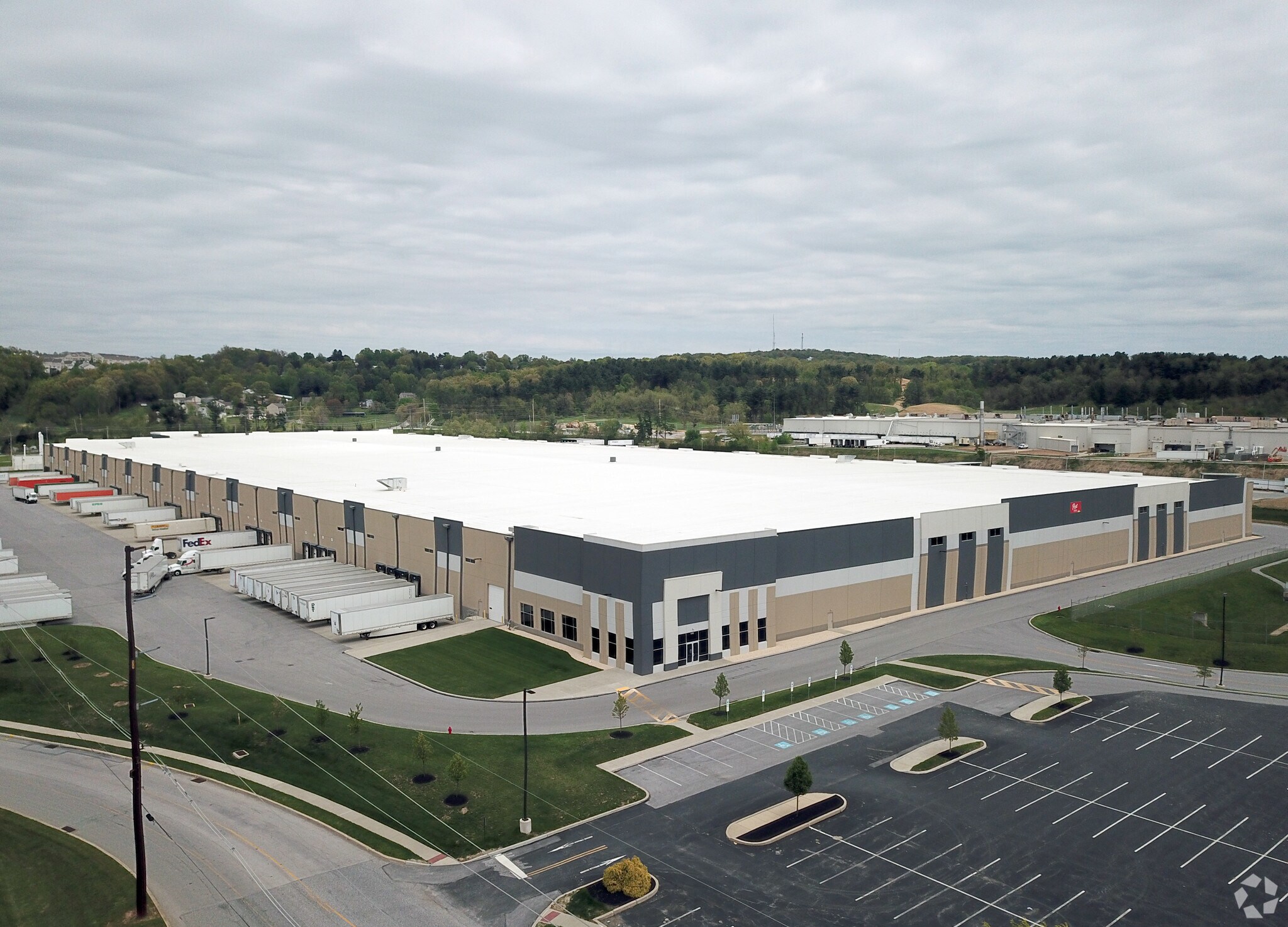 1445 Eden Rd, York, PA for sale Primary Photo- Image 1 of 1