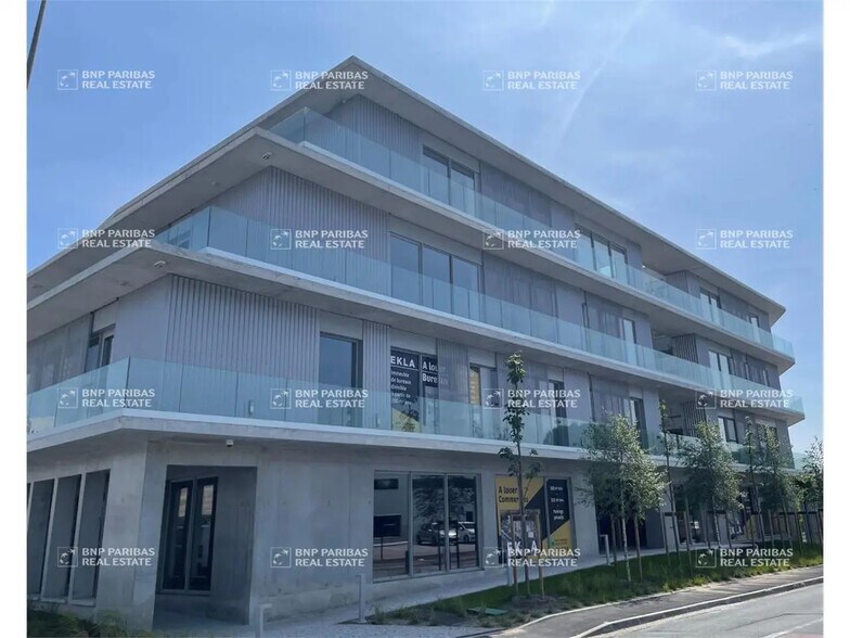 43 Bis Rue De Pitoys, Anglet for sale - Building Photo - Image 3 of 9