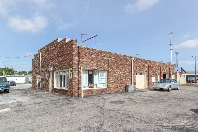 Retail in Beech Grove, IN for sale Primary Photo- Image 1 of 1