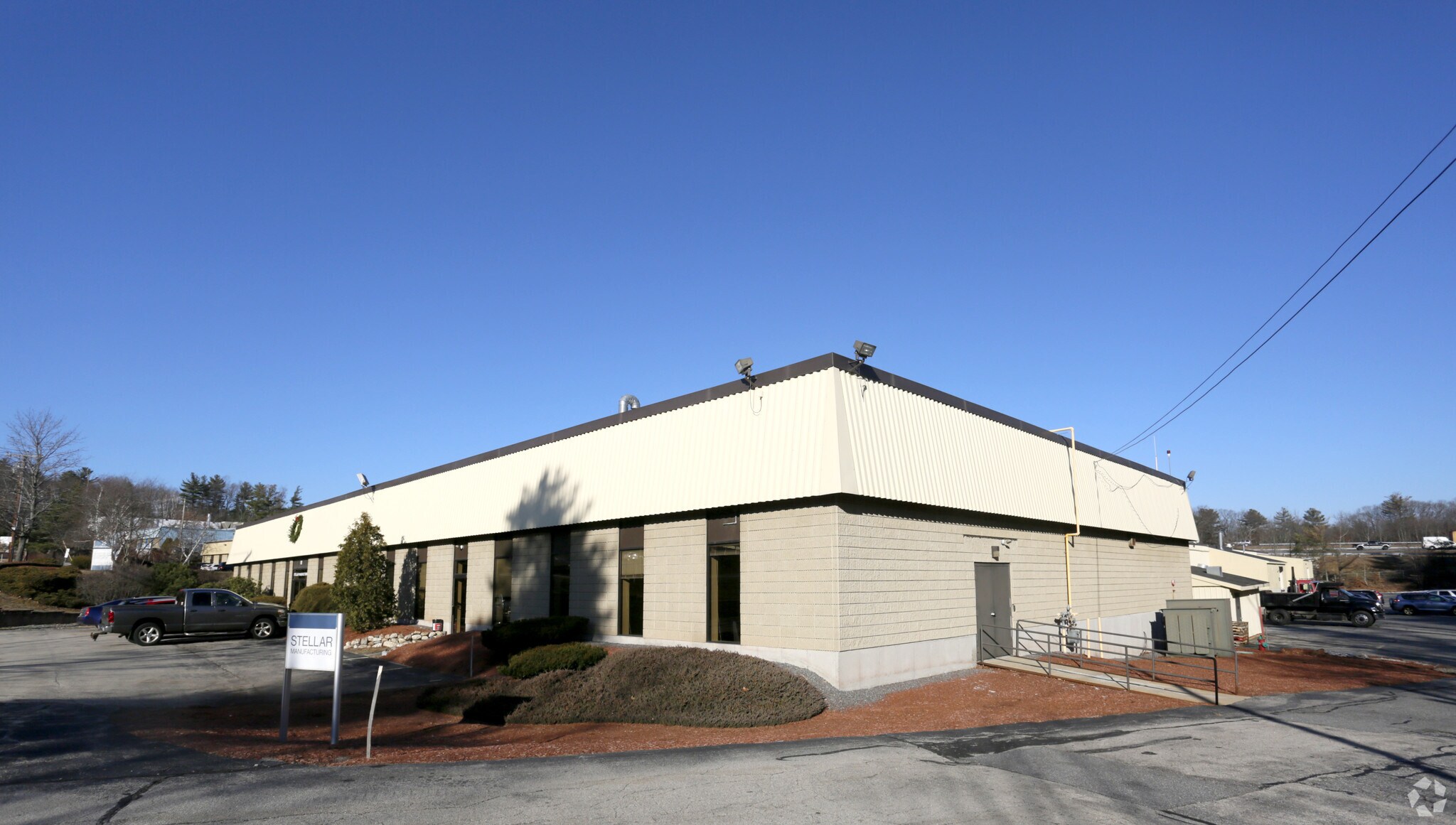 10 Manor Pky, Salem, NH 03079