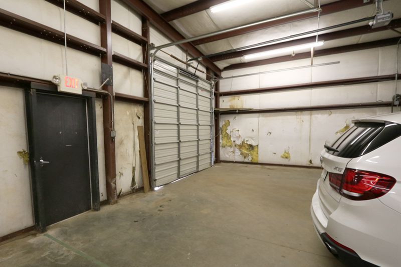 107 Ben Hamby Ln, Greenville, SC for lease - Interior Photo - Image 2 of 9