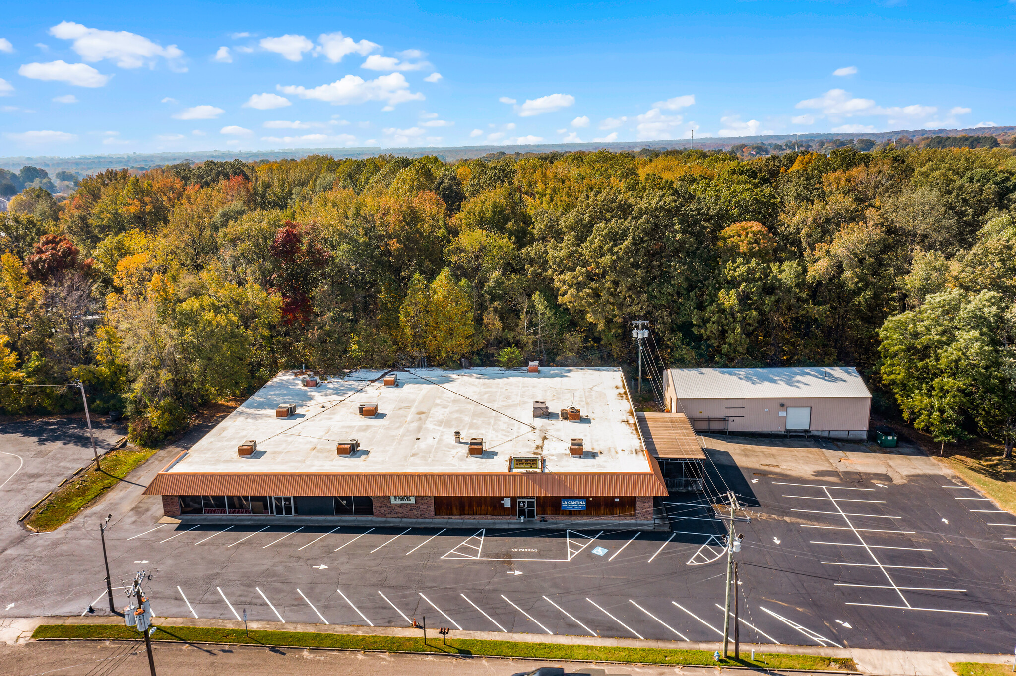 23 Heritage Sq, Jackson, TN for sale Building Photo- Image 1 of 28