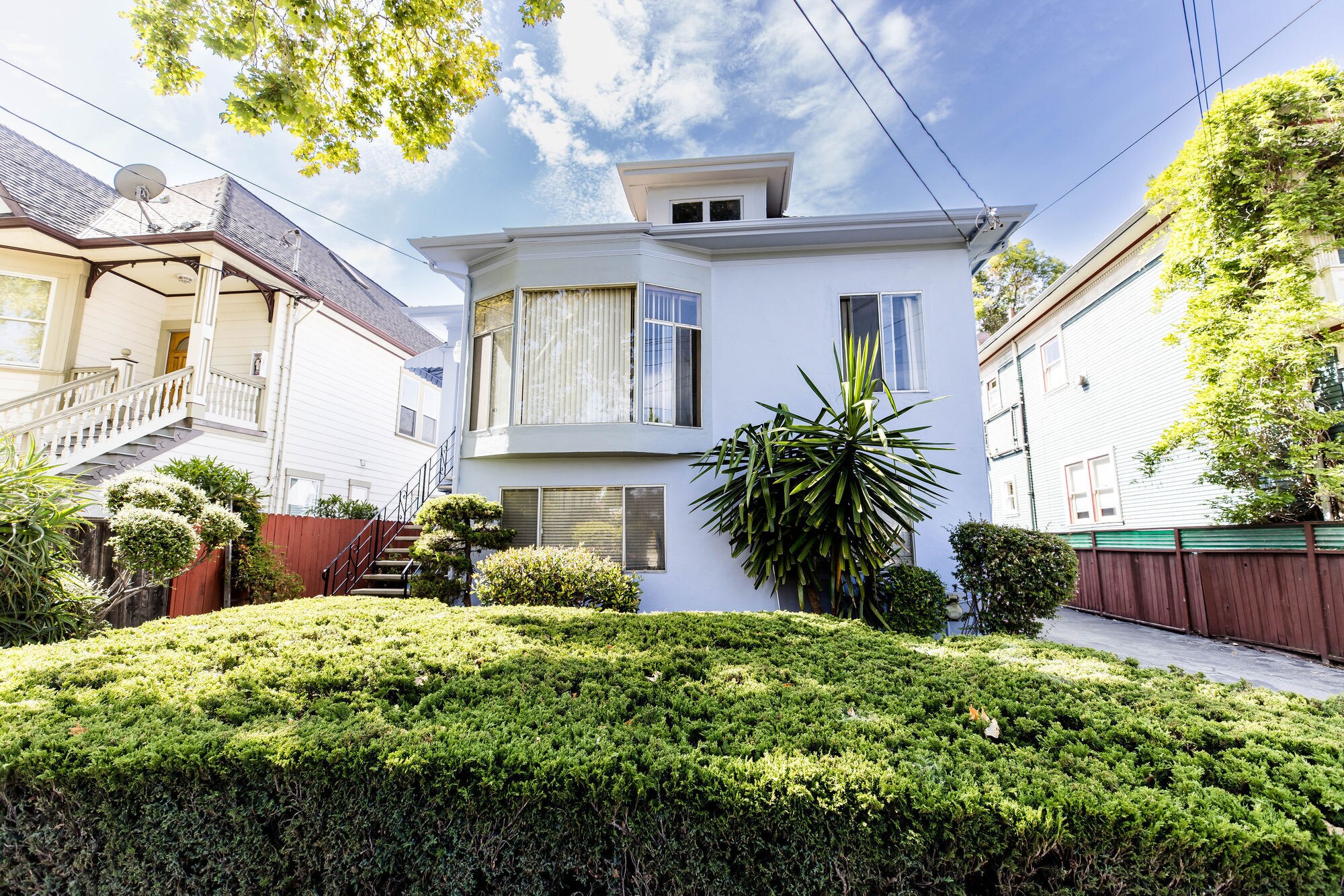 1614 Alcatraz Ave, Berkeley, CA for sale Primary Photo- Image 1 of 1