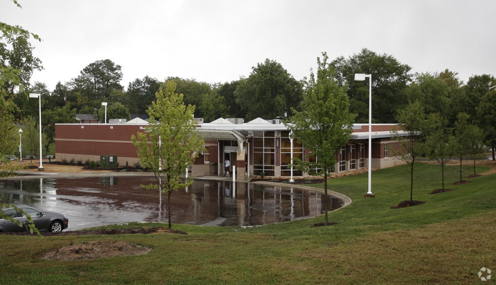 320 Weathers St, Shelby, NC for sale - Primary Photo - Image 1 of 1
