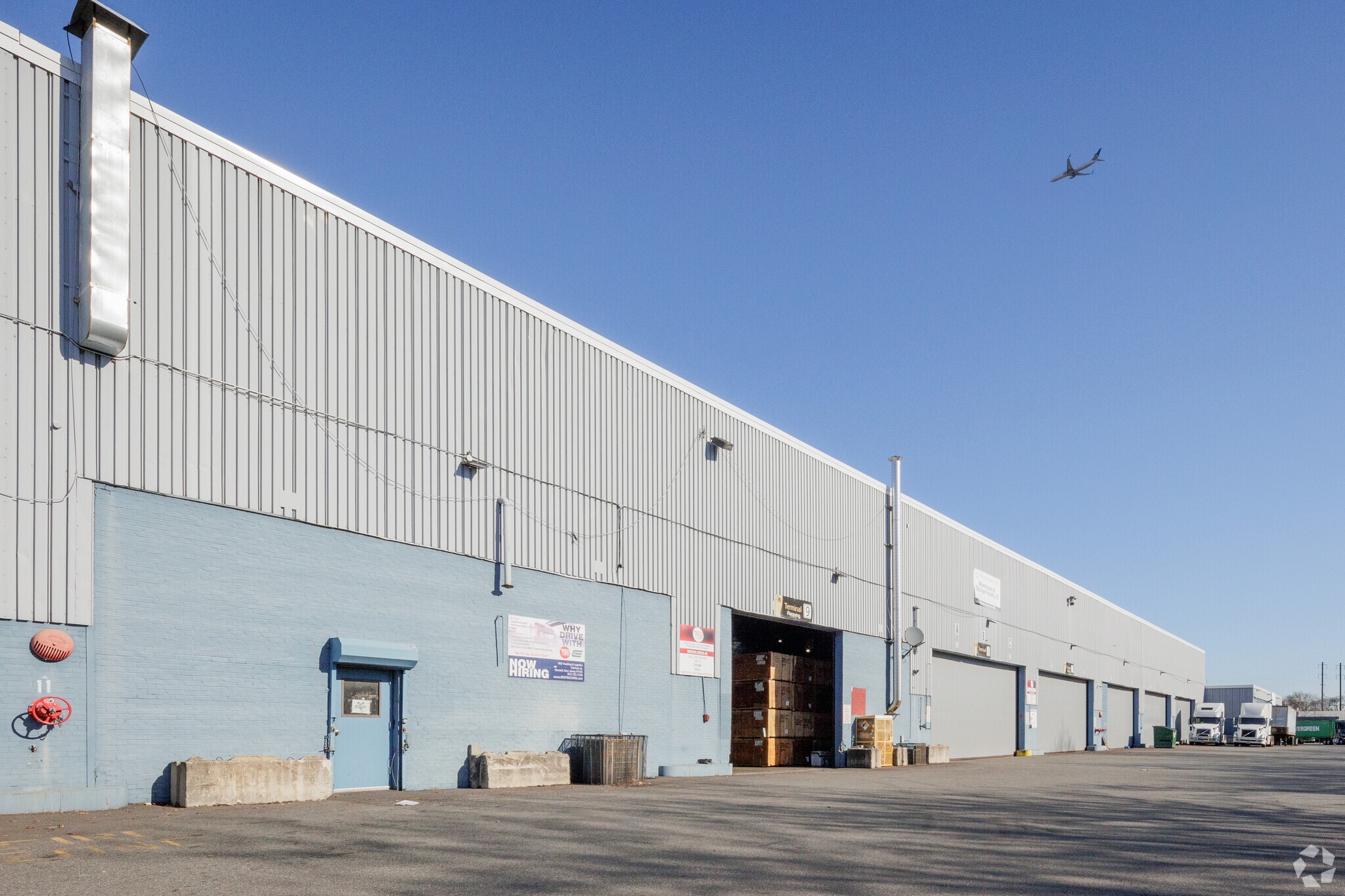 397-447 Ferry St, Newark, NJ for lease Primary Photo- Image 1 of 22