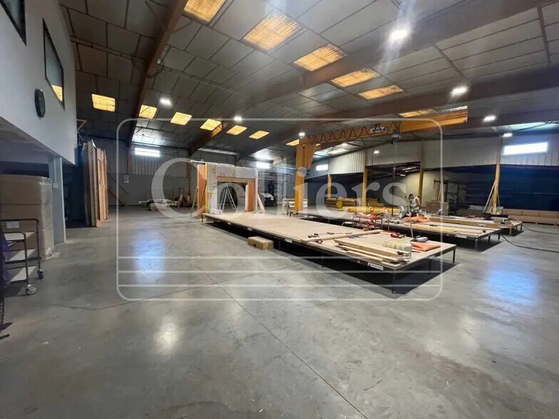 Flex in Miramas for sale - Interior Photo - Image 3 of 9