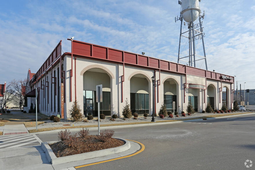 400 Missouri Ave, Jeffersonville, IN for sale - Primary Photo - Image 1 of 1