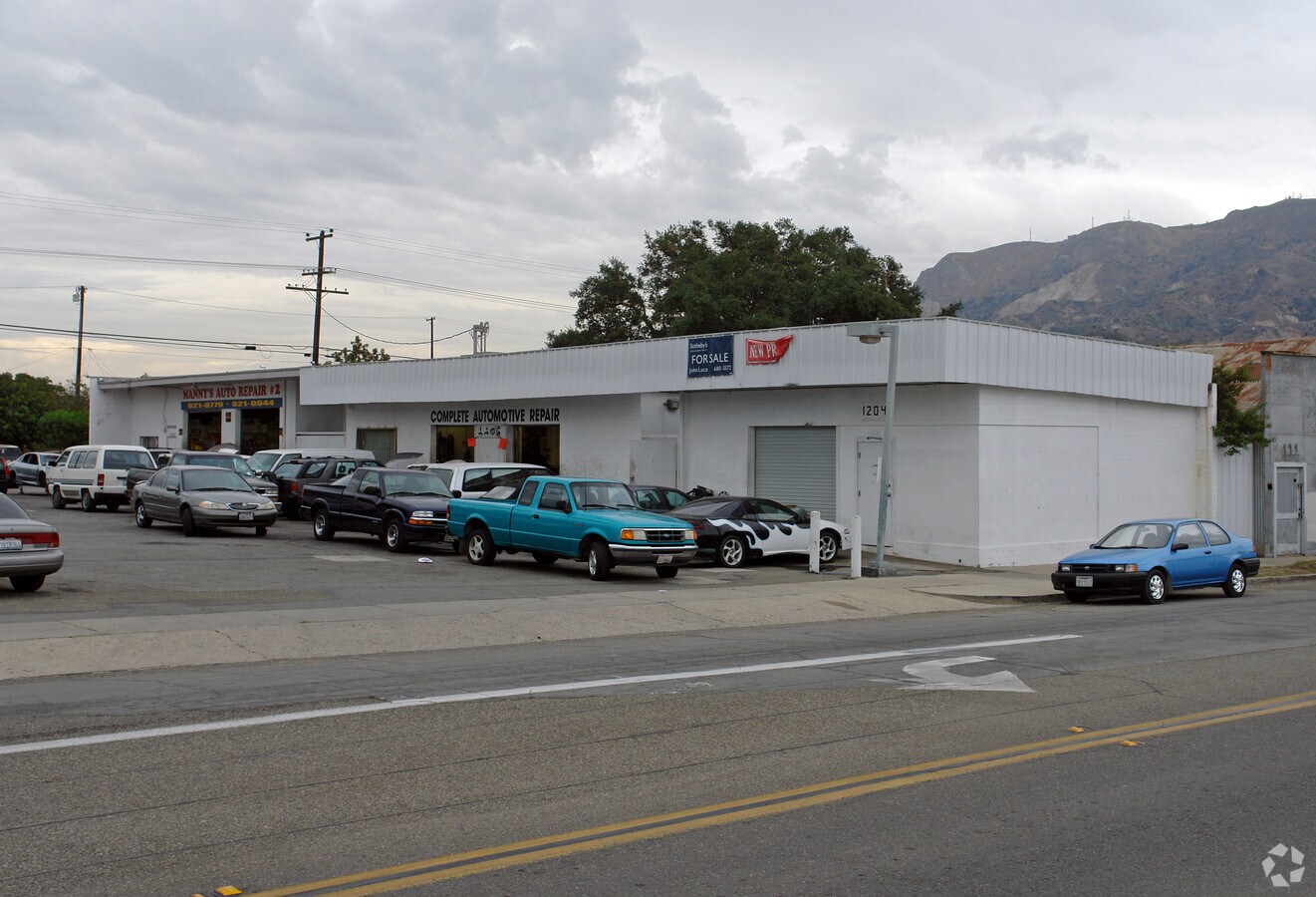 1202 E Main St, Santa Paula, CA 93060 Property Record