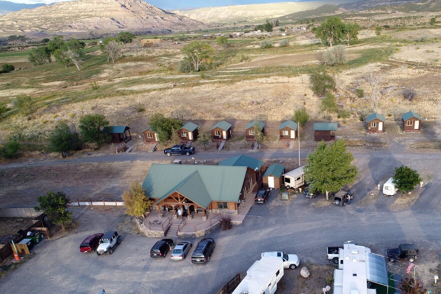 11674 Highway 65 Mesa Co 81643 Convenience Store Property For