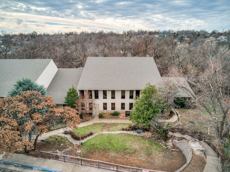 1019 Waterwood Pky, Edmond, OK 73034 1019 Waterwood Parkway, Suite C