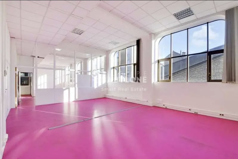 Rue Des Jardins, Asnières-sur-Seine, HDS 92600 -  -  - Interior Photo - Image 1 of 10