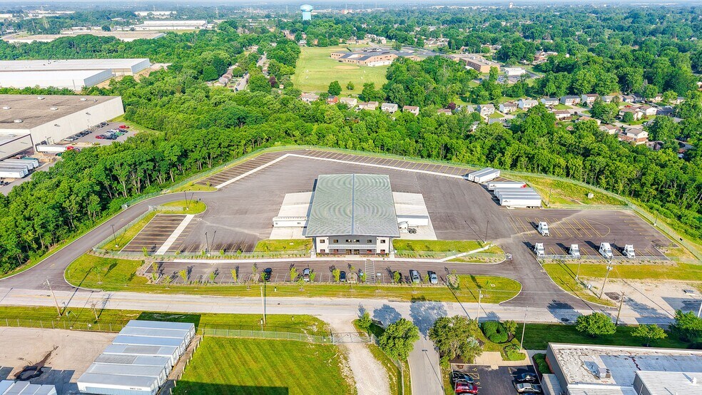 7980 Vulcan Dr, Florence, KY for lease - Building Photo - Image 2 of 2