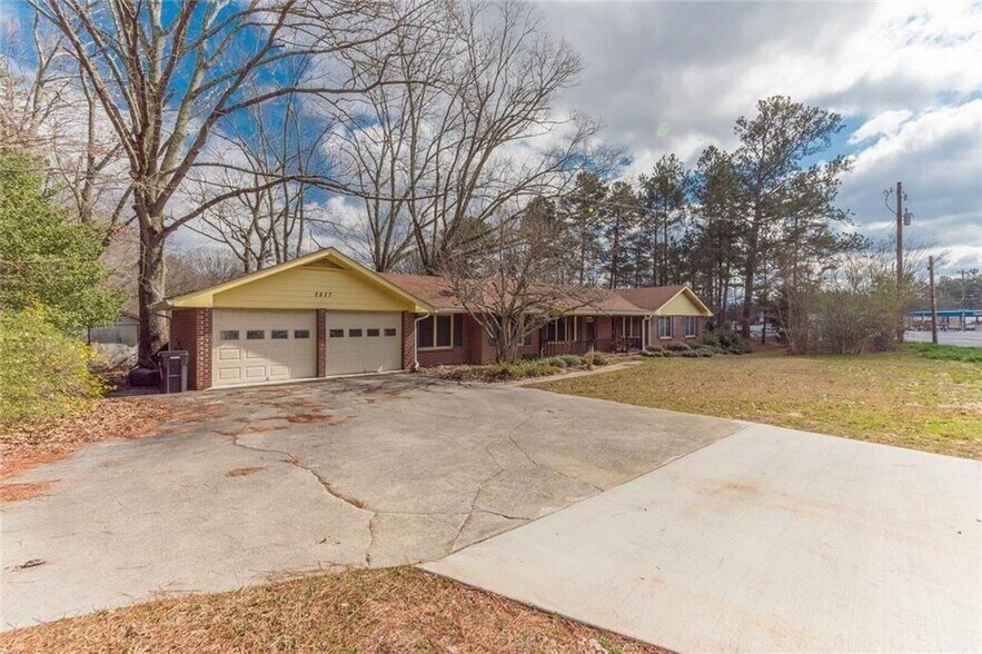 2837 Hamilton Mill Rd, Buford, GA 30519