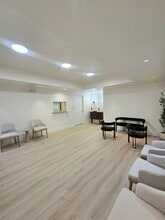 5301 N Dixie Hwy, Fort Lauderdale, FL for lease Interior Photo- Image 2 of 3