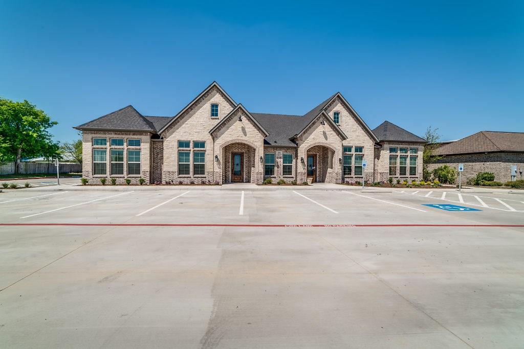 2591 N Highway 77, Waxahachie, TX for lease Building Photo- Image 1 of 16