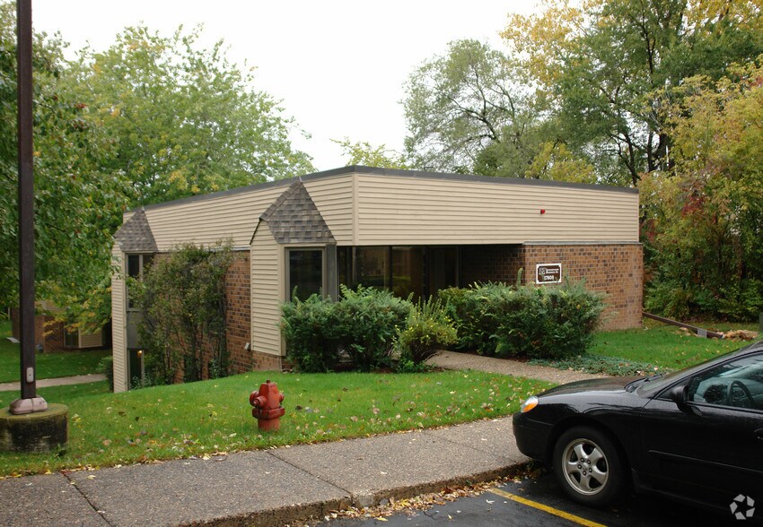 17808 Excelsior Blvd, Minnetonka, MN for sale - Primary Photo - Image 1 of 1