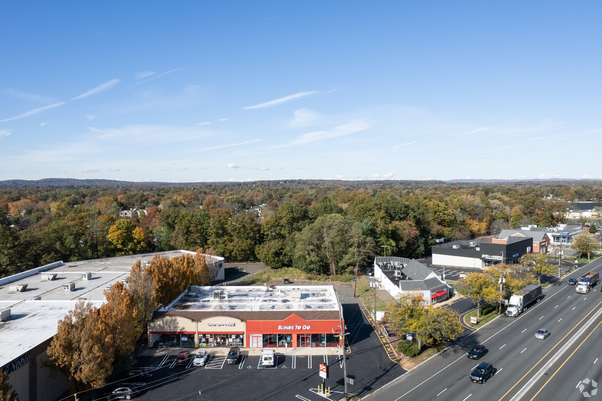 777 Rt 17 S, Paramus, NJ 07652 Retail for Lease