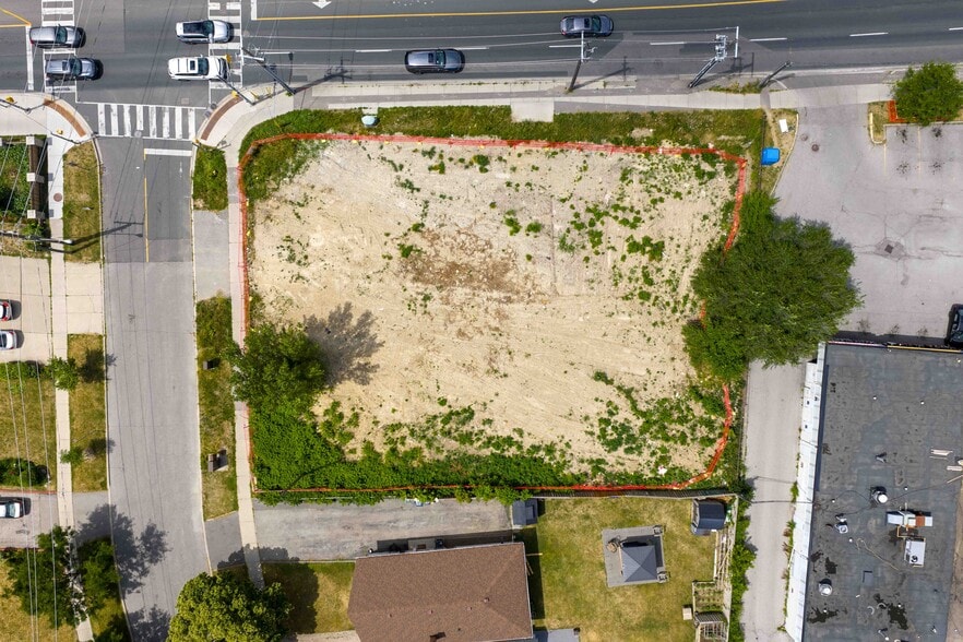 1339 Danforth Rd, Toronto, ON for sale - Aerial - Image 1 of 2