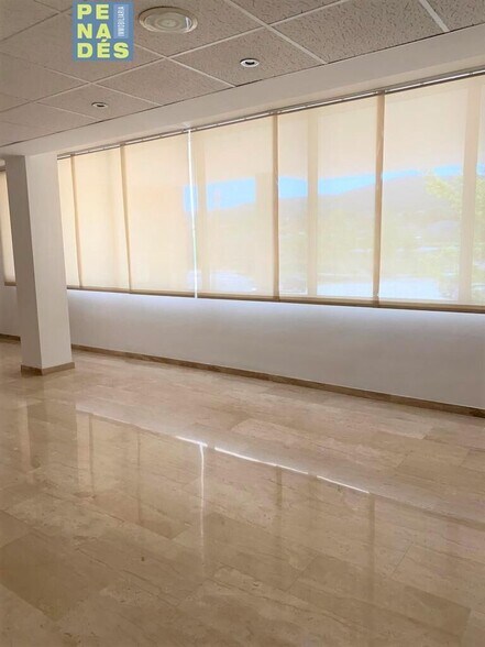 Office in Ontinyent for lease - Building Photo - Image 3 of 15