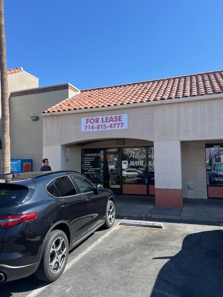 14100-14244 Palm Dr, Desert Hot Springs, CA for lease - Building Photo - Image 2 of 8