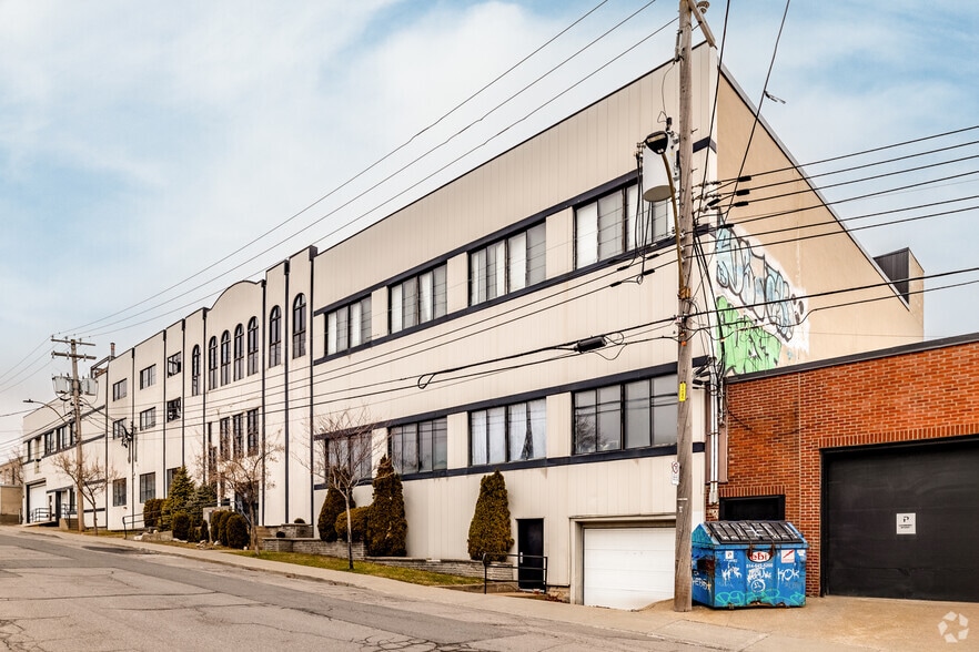 5635 Rue Fullum, Montréal, QC for lease - Building Photo - Image 1 of 5