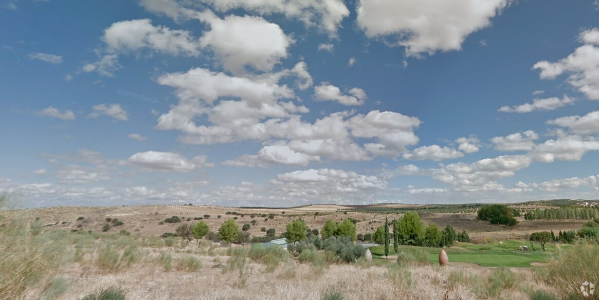 Calle Avefría, 36, Layos, Toledo for sale Primary Photo- Image 1 of 1