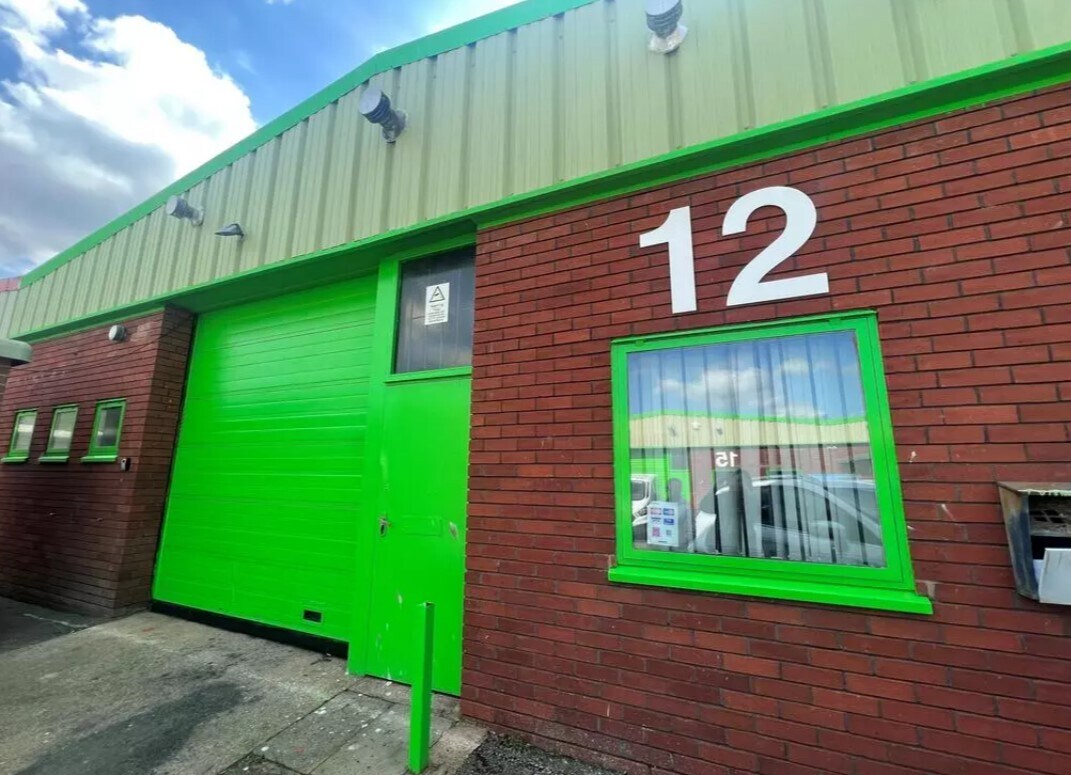 Kerry Rd, Newtown for lease Building Photo- Image 1 of 4