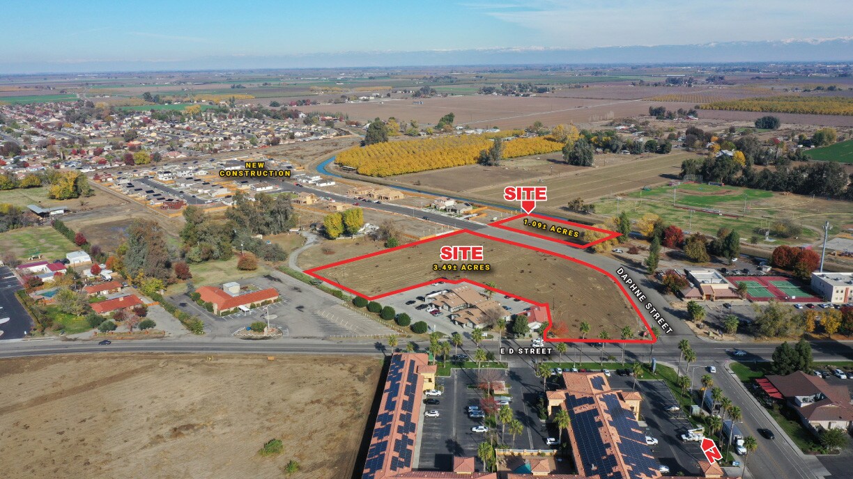 4.58 Acres Total Lemoore, CA for Sale