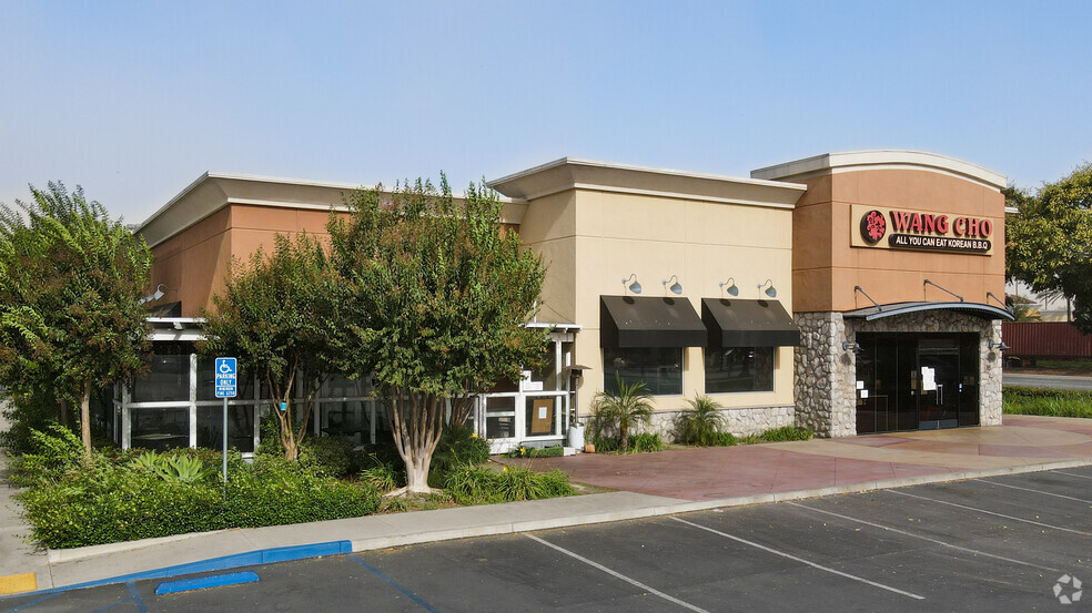 3833-4093 Grand Ave, Chino, CA for lease - Building Photo - Image 2 of 24