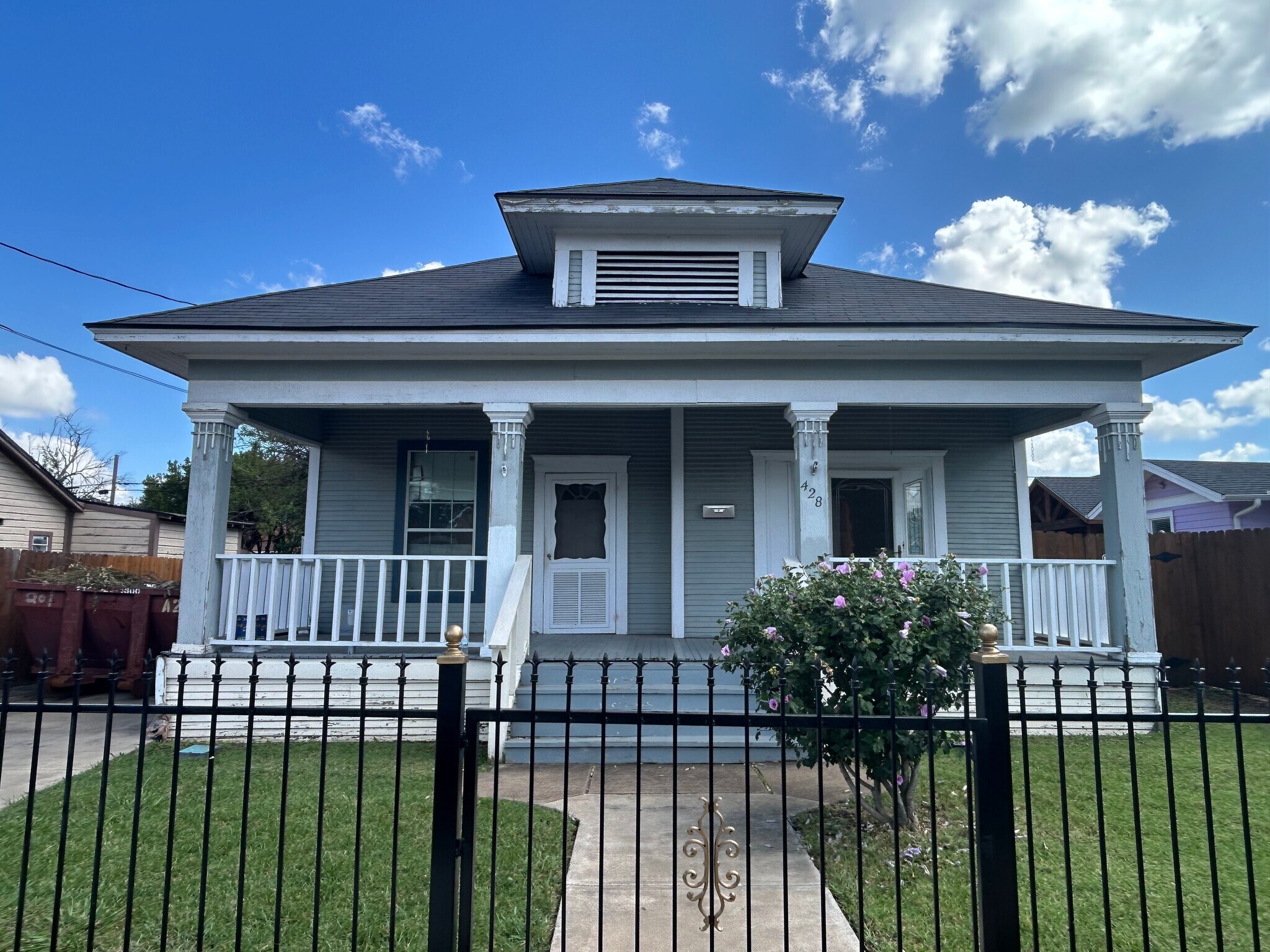 428 W 7th St, Dallas, TX for lease Primary Photo- Image 1 of 4