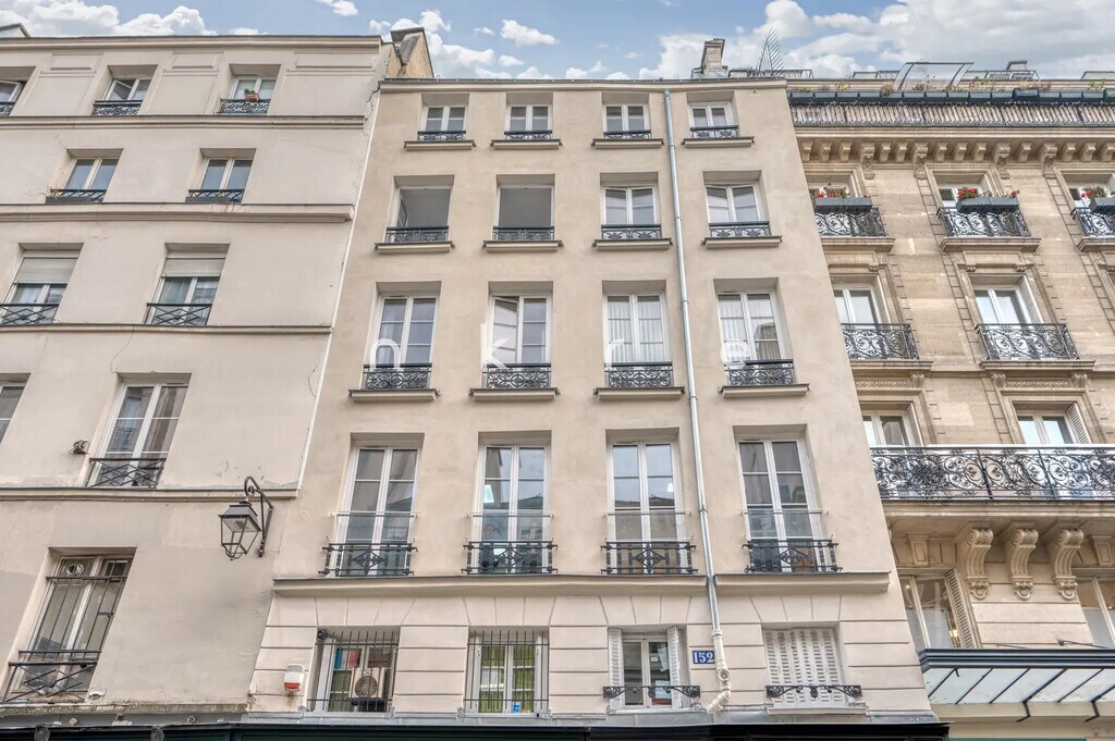 Location Bureaux 81 m² - Photo 1