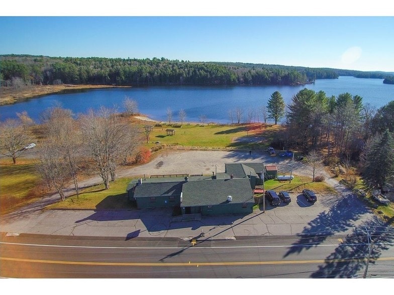 1030 Main St, Readfield, ME 04355