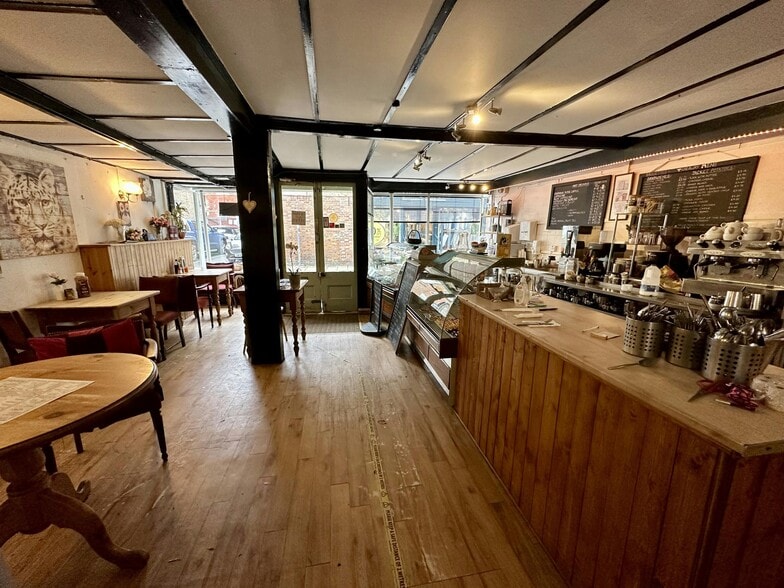 3 Buttermarket, Thame for lease - Building Photo - Image 3 of 5