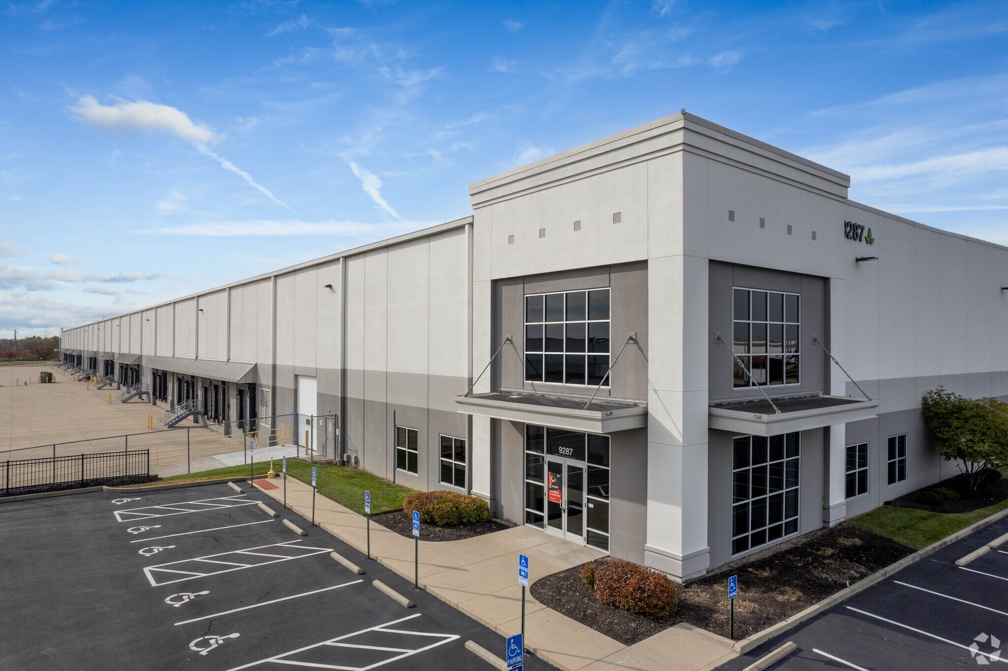 9287 Meridian Way, West Chester, OH for lease Primary Photo- Image 1 of 7
