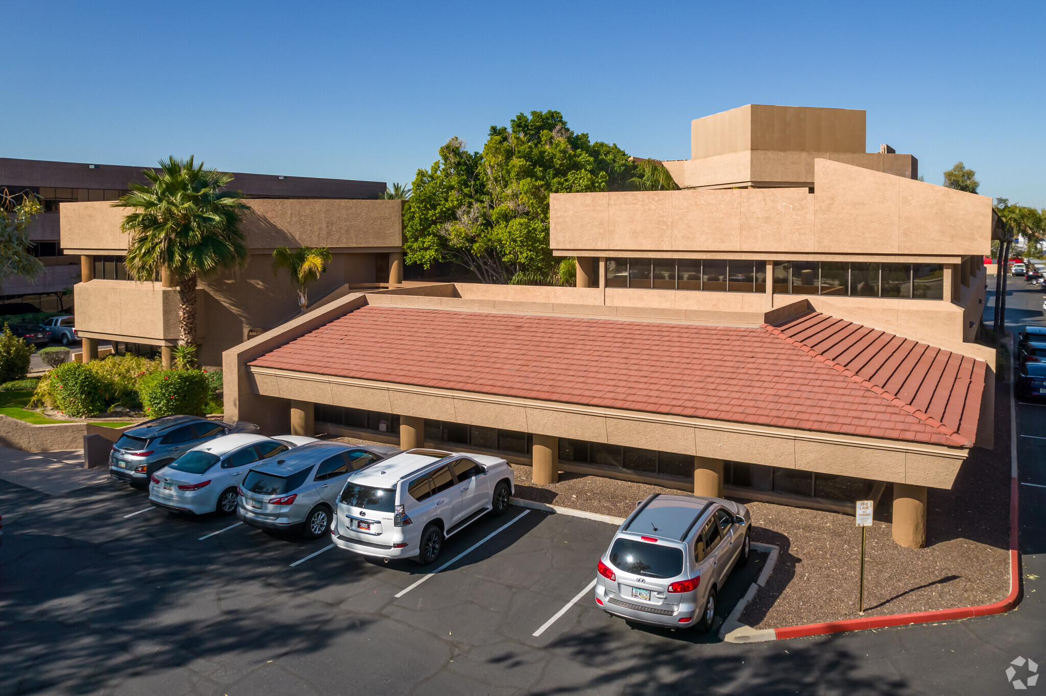 7330 N 16th St, Phoenix, AZ for lease Primary Photo- Image 1 of 9