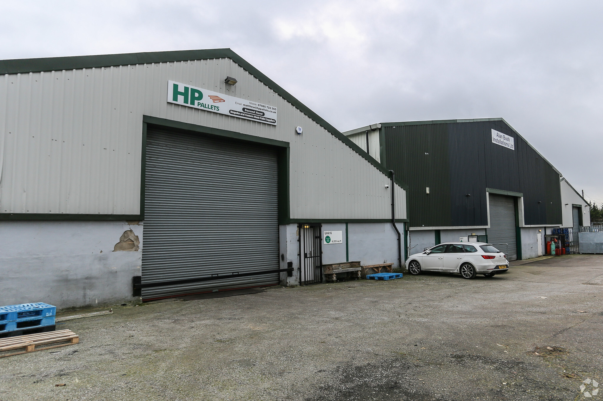 Lingwell Gate Ln, Thorpe for lease Building Photo- Image 1 of 5