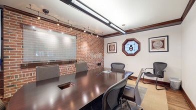 416 W Oak St, Fort Collins, CO for sale Interior Photo- Image 1 of 32