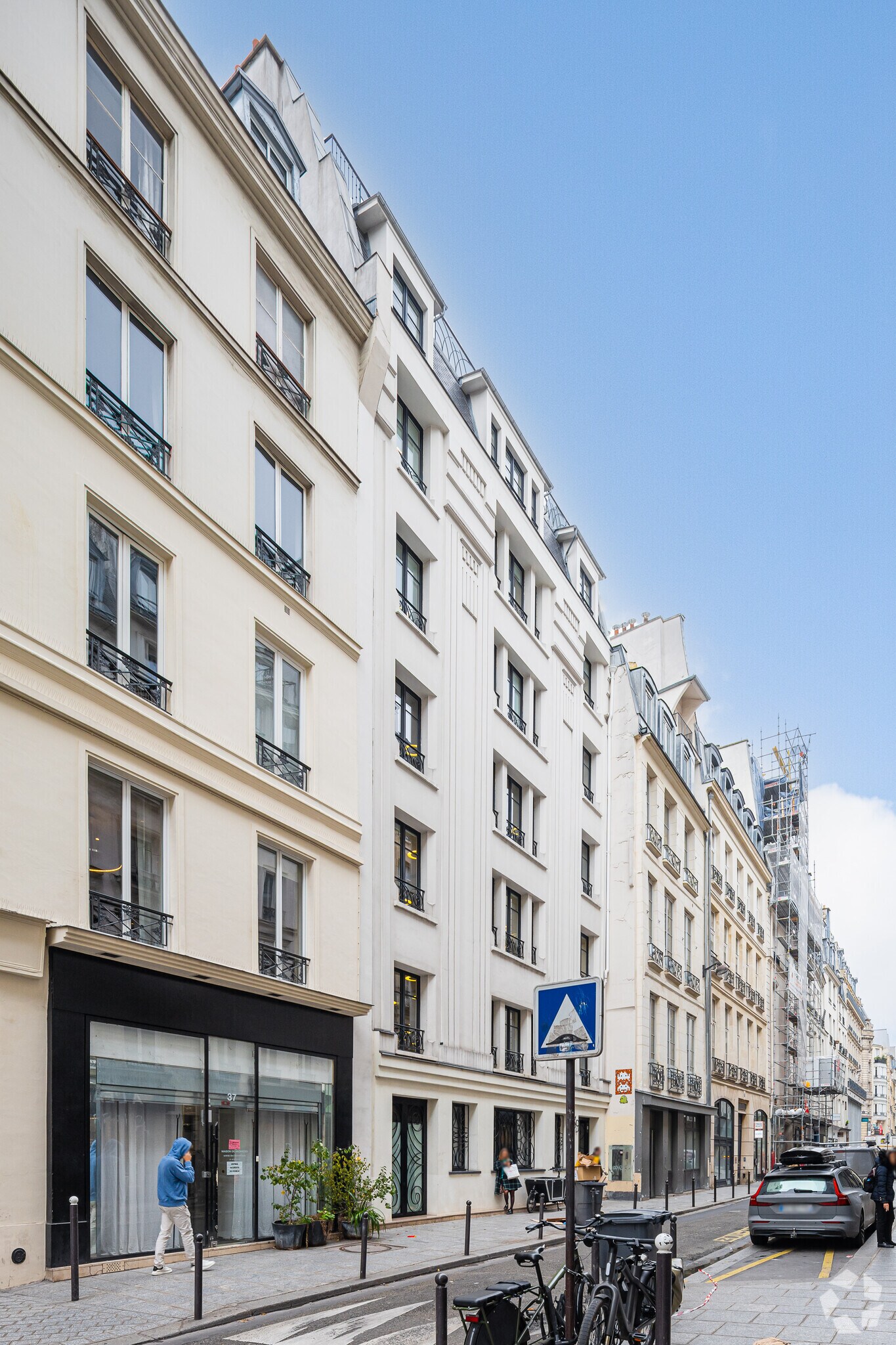 39 Rue D'Aboukir, Paris for sale Primary Photo- Image 1 of 1