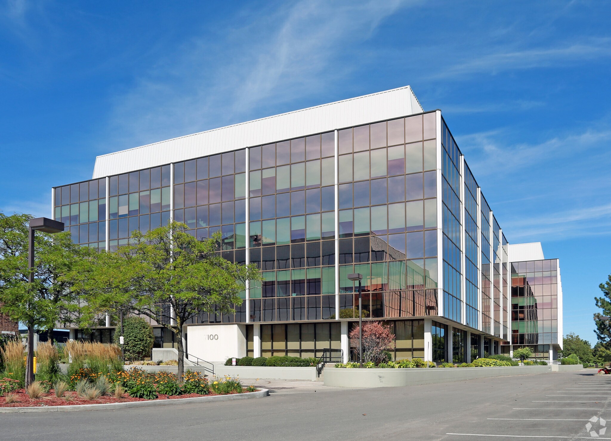 7050 Woodbine Ave, Markham, ON L3R 5J2 Woodbine & Steeles Corporate