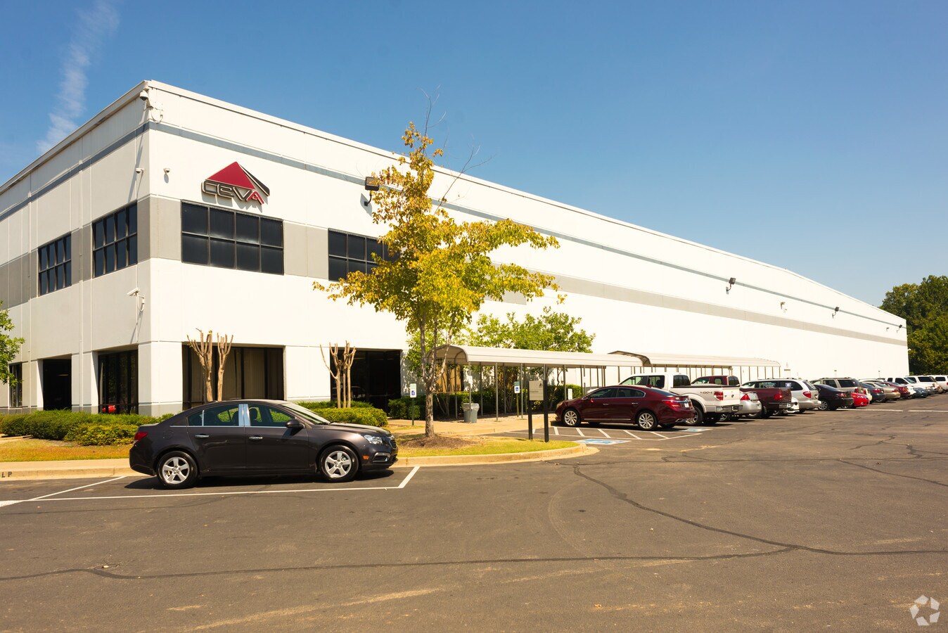 5166 Pleasant Hill Rd, Memphis, TN 38118