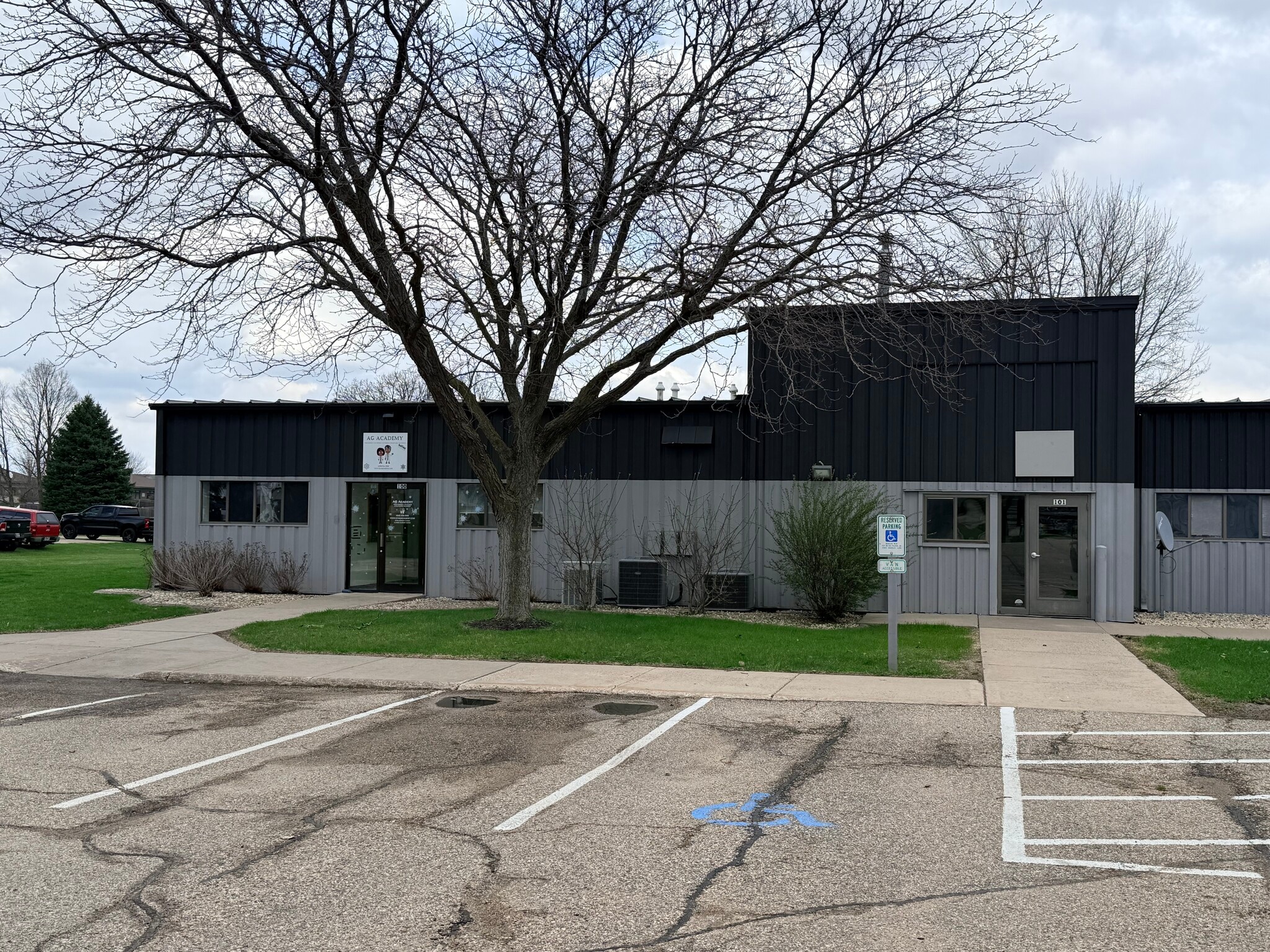 1001 Arboretum Dr, Waunakee, WI for sale Building Photo- Image 1 of 12