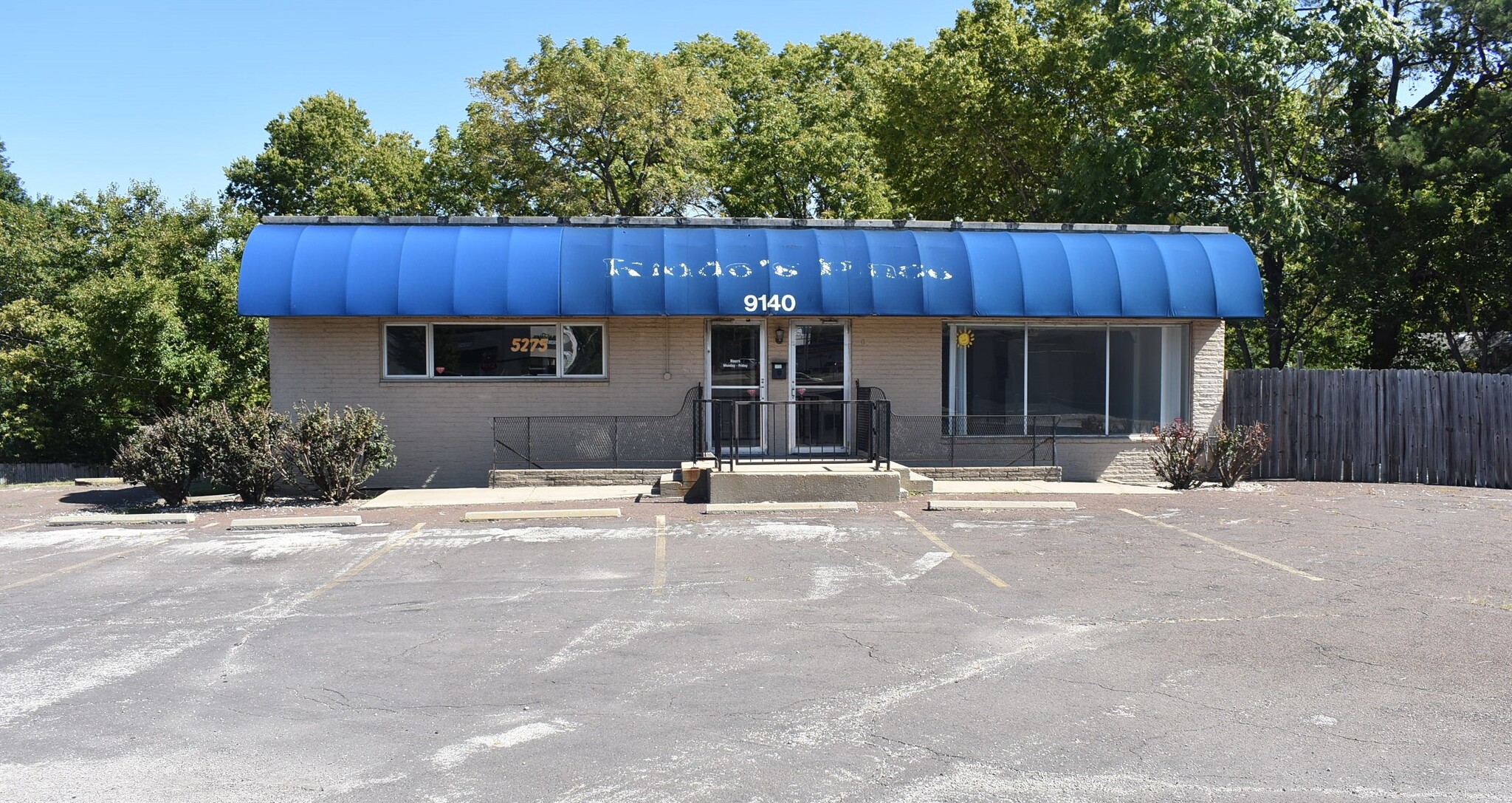 9140 E 350, Raytown, MO for lease Building Photo- Image 1 of 8