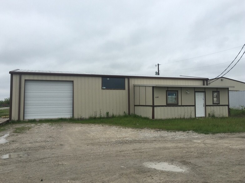 6549 Interstate 35, Valley View, TX for lease - Building Photo - Image 3 of 6