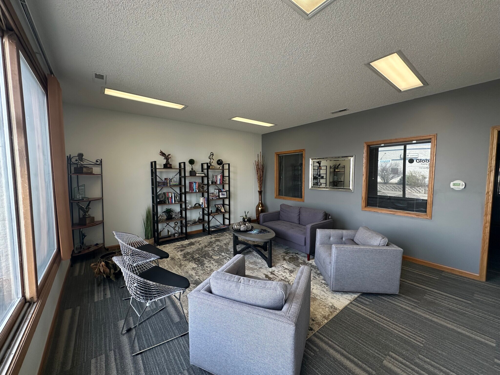 6030 S 57th St, Lincoln, NE for lease Building Photo- Image 1 of 13