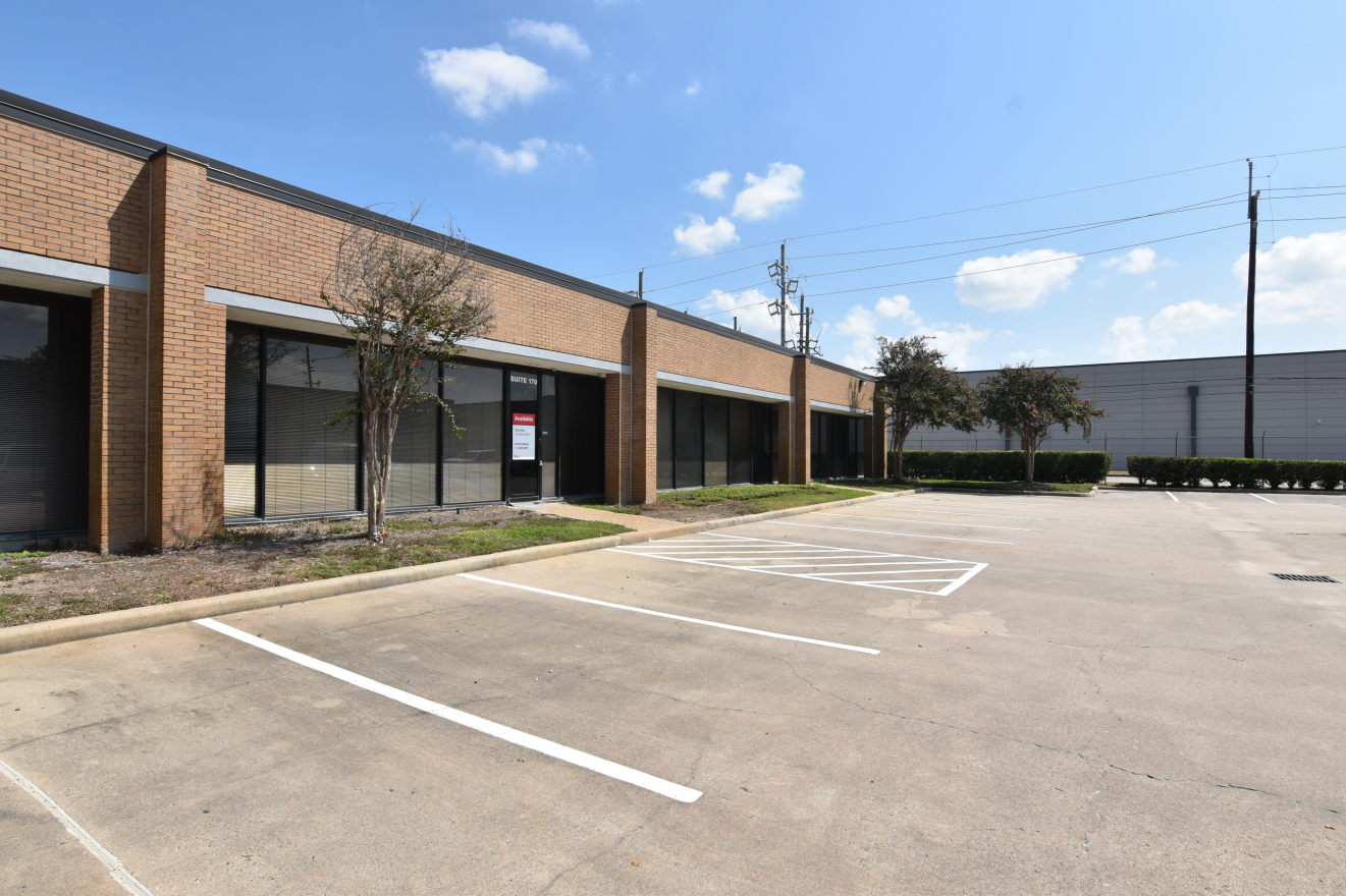 1416-1428 N Sam Houston Pky E, Houston, TX for lease Building Photo- Image 1 of 1