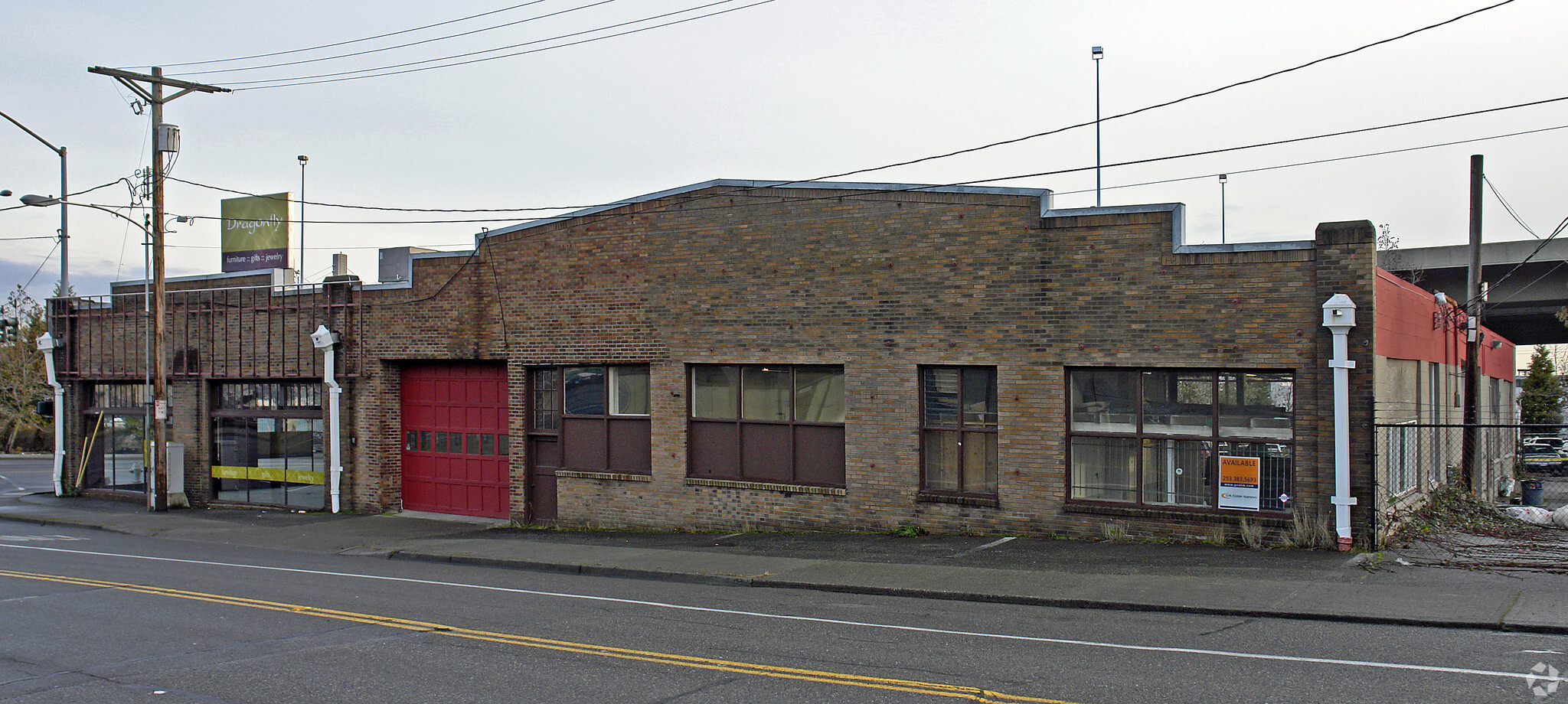 102 Puyallup Ave, Tacoma, WA for lease Primary Photo- Image 1 of 10