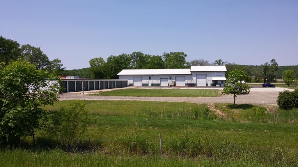 11004 State St, Mossville, IL for sale Primary Photo- Image 1 of 1