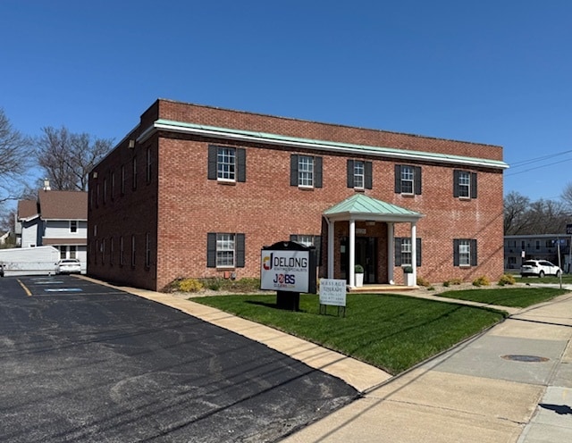 19220 Lorain Rd, Fairview Park, OH for lease Building Photo- Image 1 of 9